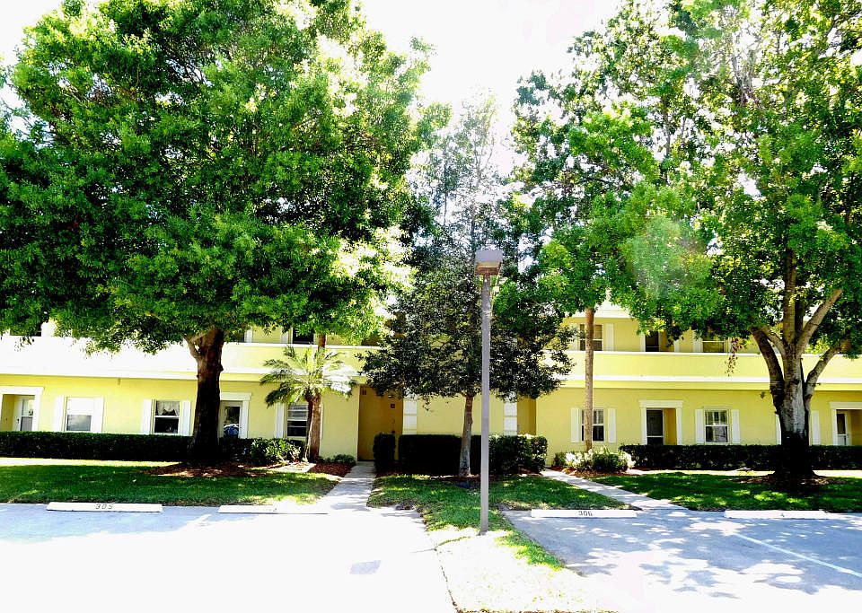 1st image of 1600 SE Saint Lucie Blvd APT 301