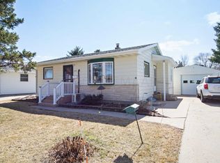 1715 11th Ave N, Moorhead, MN 56560