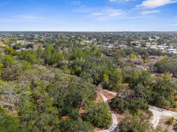 Pitcairn St, Brooksville, FL 34613