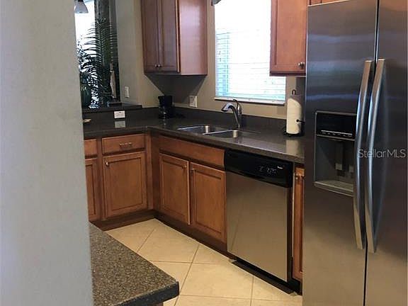 3rd image of 2532 Palm Tree Dr