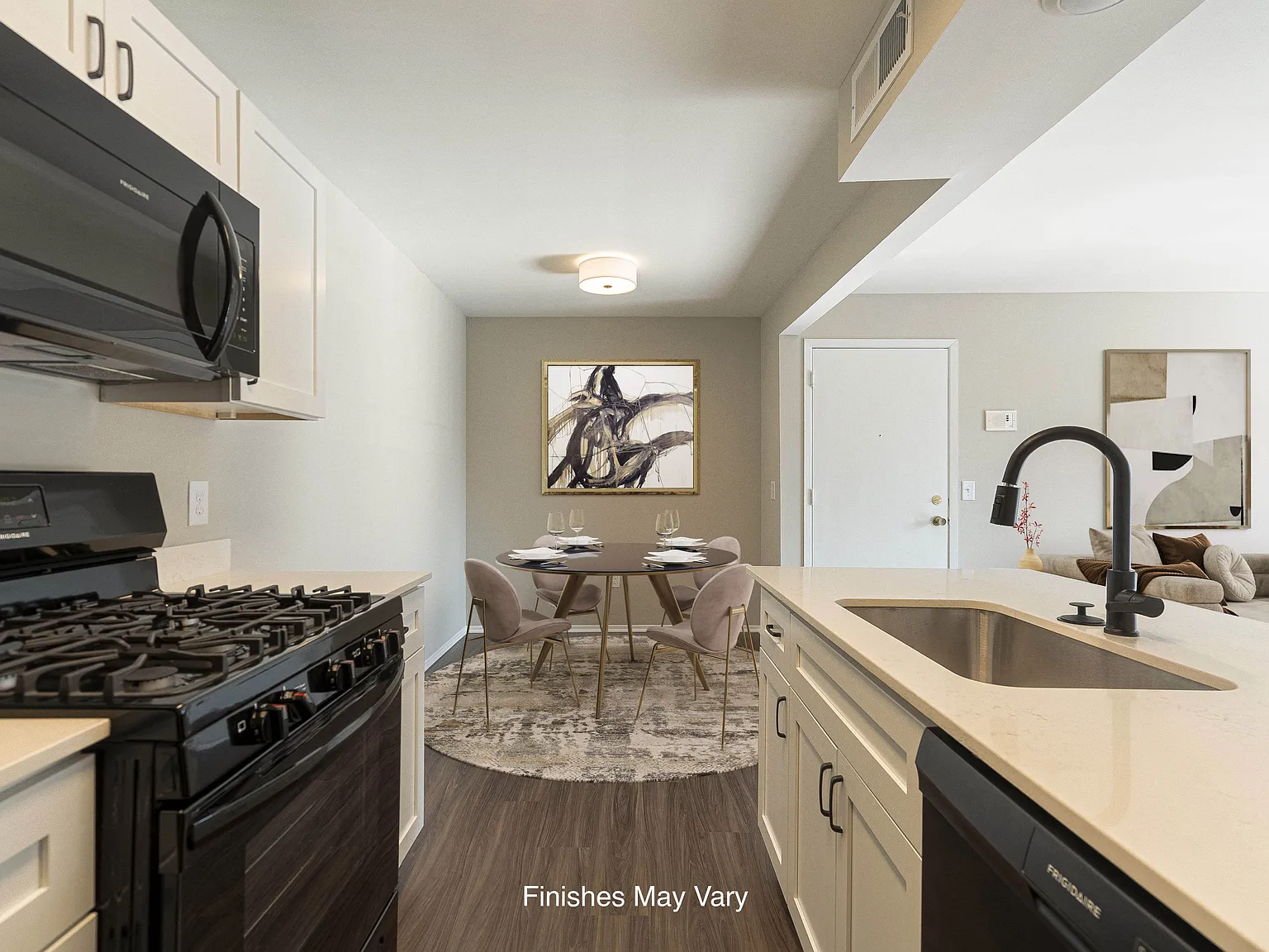 Bristol Square and Golden Gate Apartments — Photo 4