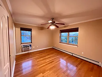 Rented by Nest Seekers International