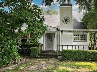 215 W Market St, Mabank, TX 75147