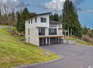 17 Parke Ln, Longview, WA 98632