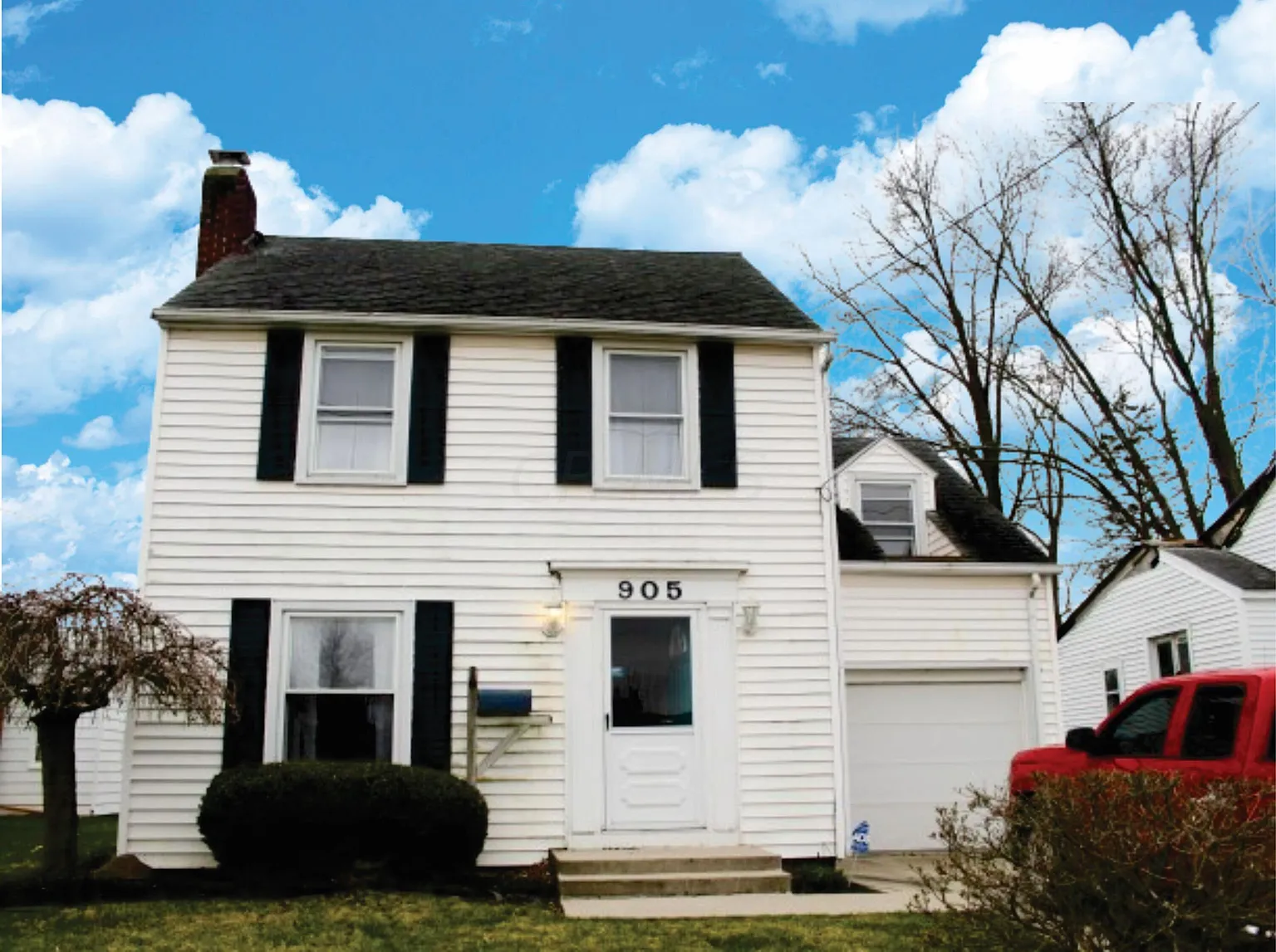905 Sheridan Rd photo 1