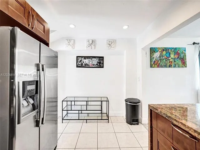 712 SW 7th Ter — Photo 13