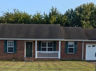 2420 Egret Dr, Clarksville, TN 37042