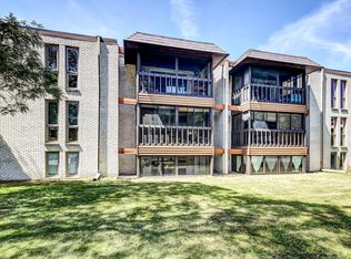 6301 York Ave S APT 101, Edina, MN 55435