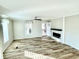 886 Twin Cove Rd, Clarkson, KY 42726