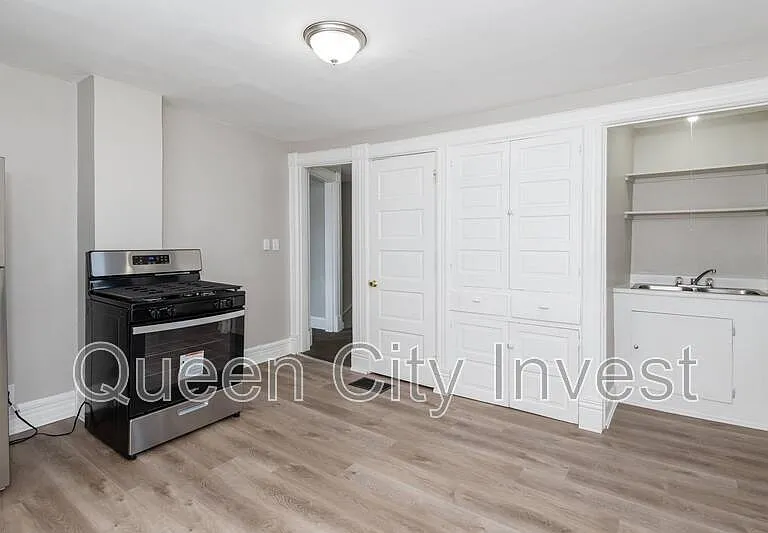 115 E Foraker St #2 — Photo 11