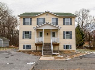 6320 Meadowridge Rd, Elkridge, MD 21075