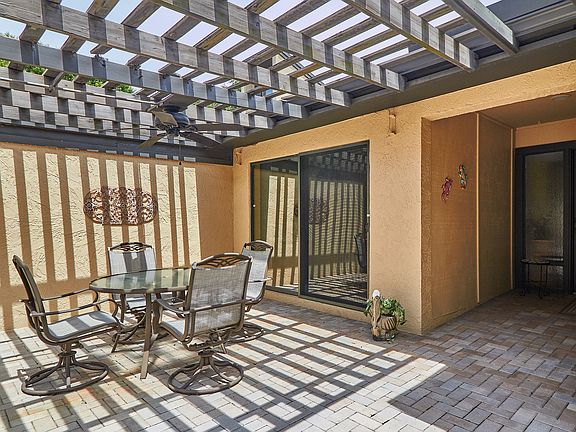 Courtyard to Front Door