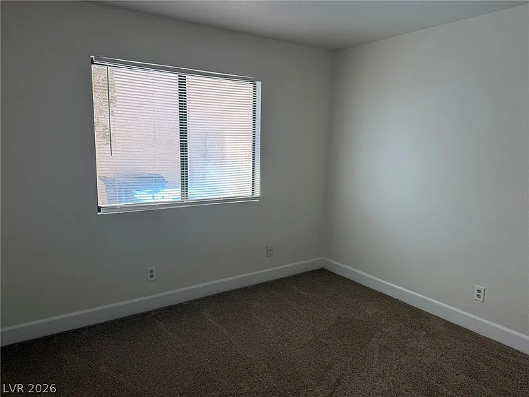 2324 Chapman Hill Dr — Photo 11
