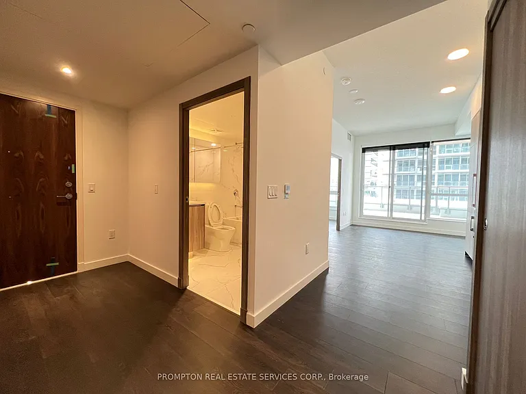 27 McMahon Dr #615 — Photo 9