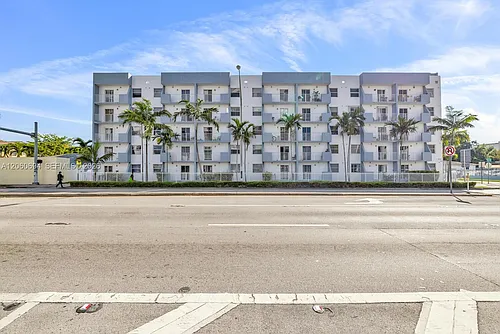 2575 SW 27th Ave #111 Photo 1