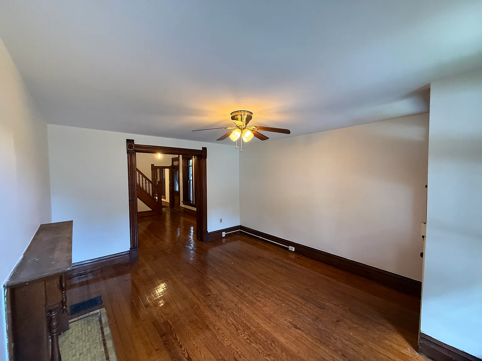 4 bed, 1800 sqft, $2,690 — Photo 3