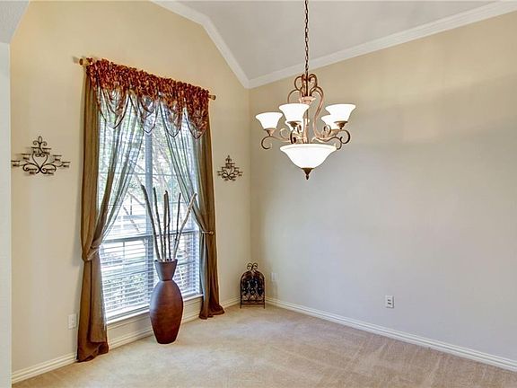 4th image of 9617 Brazendine Dr
