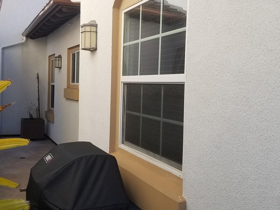 Exterior With Gas BBQ Hookup
