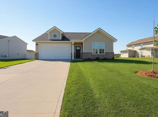 807 Ivy Glen Dr, Perry, GA 31069