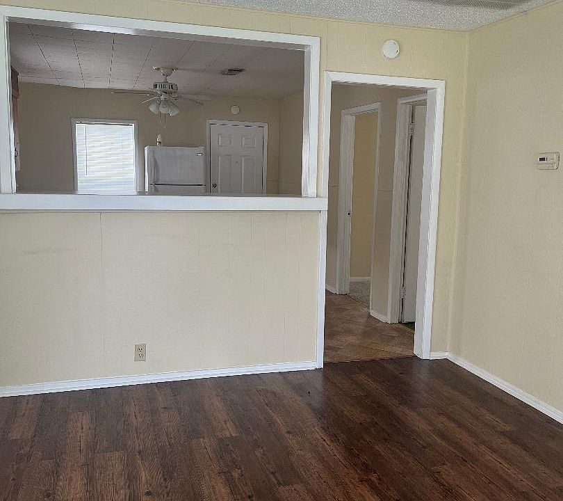 1st image of 2426 29th Ave N