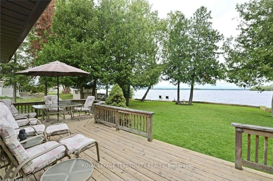 3 bed, $2,250 — Photo 1