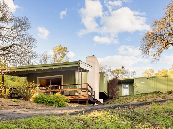 15234 Arnold Drive, Glen Ellen, CA 95442