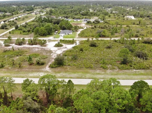 652 Montclair Ave S, Lehigh Acres, FL 33974