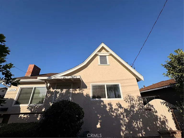 1222 S Gladys Ave #A — Photo 2