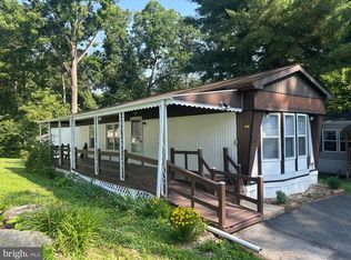 135 Locust Ln, New Providence, PA 17560