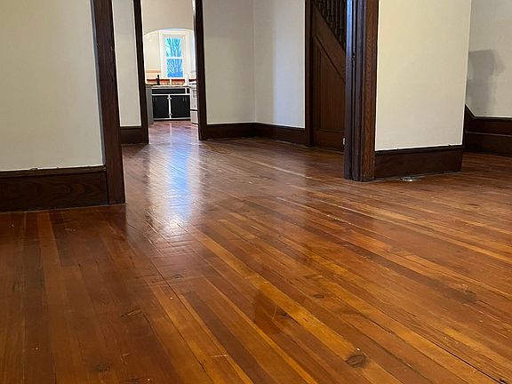 4th image of 120 W 2nd Ave S