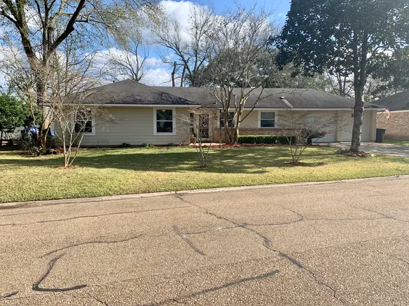 16325 La Louisiane Ct, Baton Rouge, LA 70817
