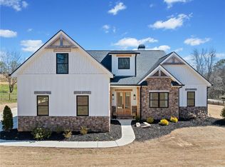 856 Ferguson Pl, Dallas, GA 30132