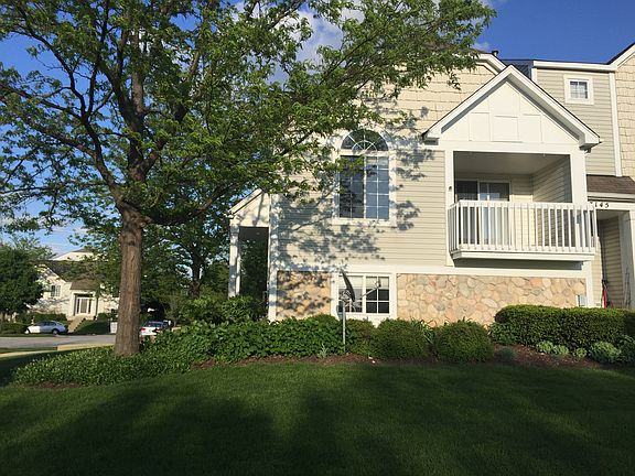 Side/private balcony view