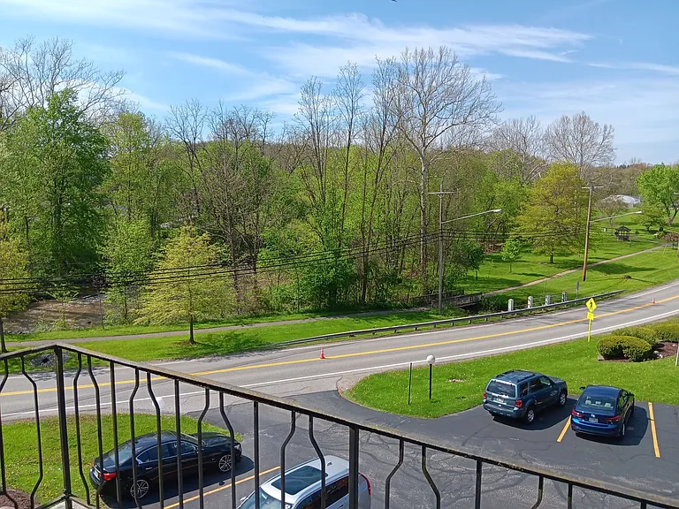 355 Solon Rd #315 — Photo 2