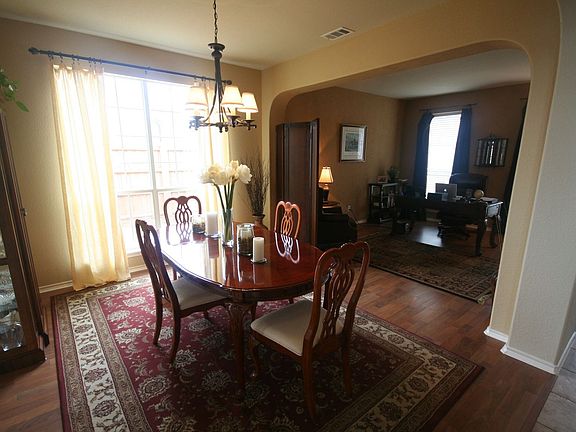 Formal Dining