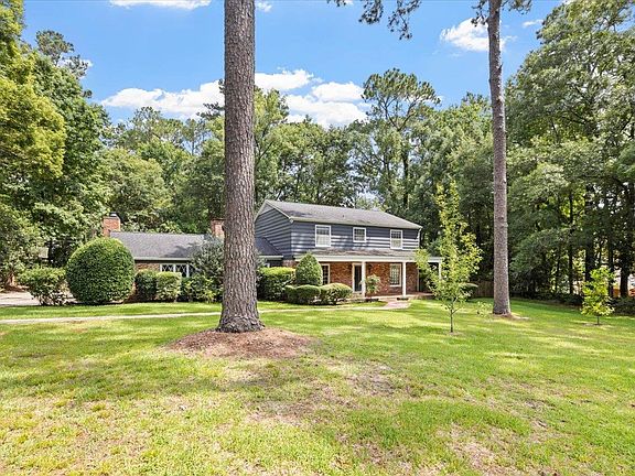 3rd image of 804 Middlewood Dr