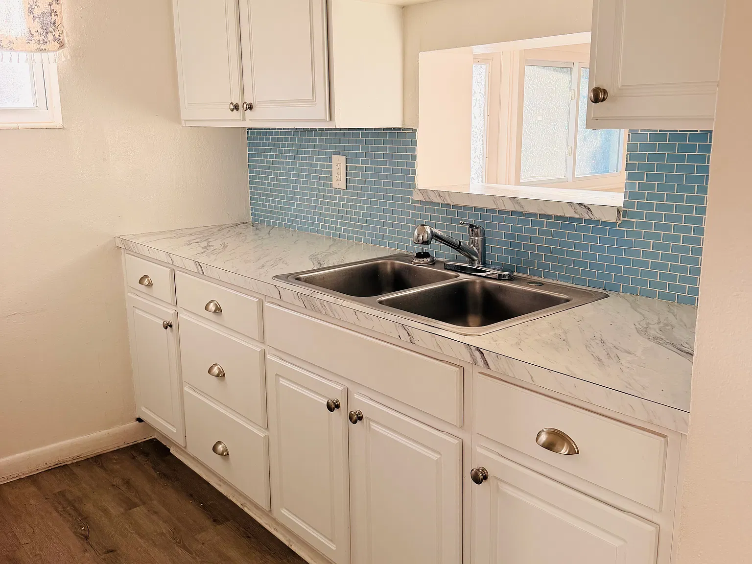 3 bed, 1468 sqft, $1,950 — Photo 1