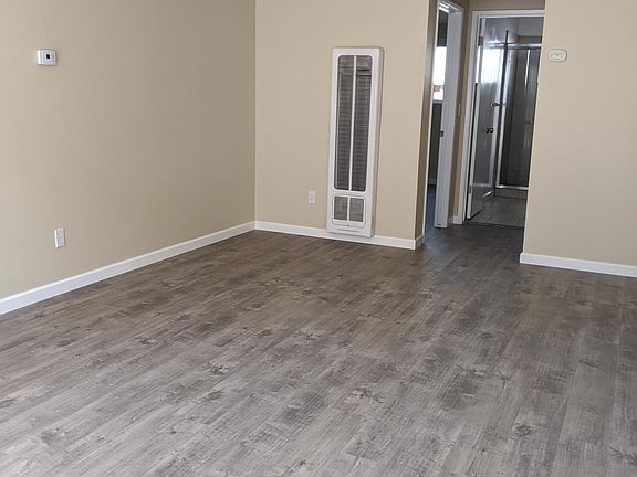 4th image of 433 Vasquez Ct APT 2