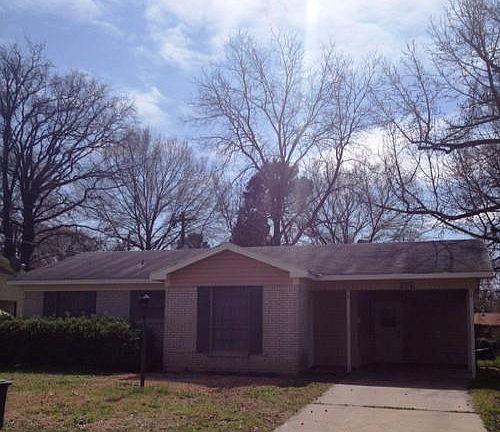 2nd image of 521 Sally Ann Dr