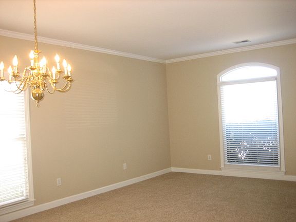 5th image of 1705 Glenhurst Dr