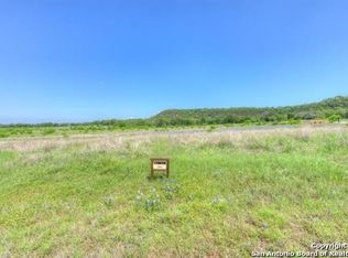 100 Round Up Cir, Burnet, TX 78611
