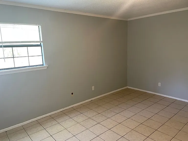 4303 Arehart Dr — Photo 9