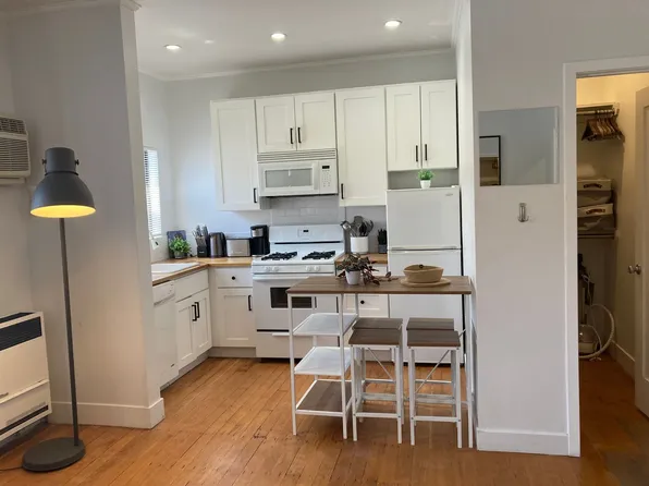 2050 Dracena Dr., 2050 Dracena Dr APT 18, Los Angeles, CA 90027
