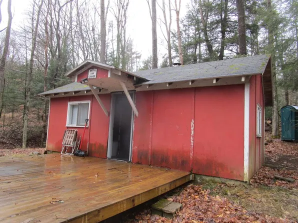 52 Hawk Ln, Strattanville, PA 16258