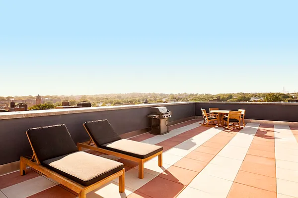 Rented by The Dermot Realty Management Company | media 76