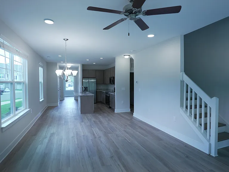 919 Hillman Ln — Photo 10