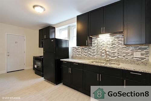 1st image of 7649 S Essex Ave
