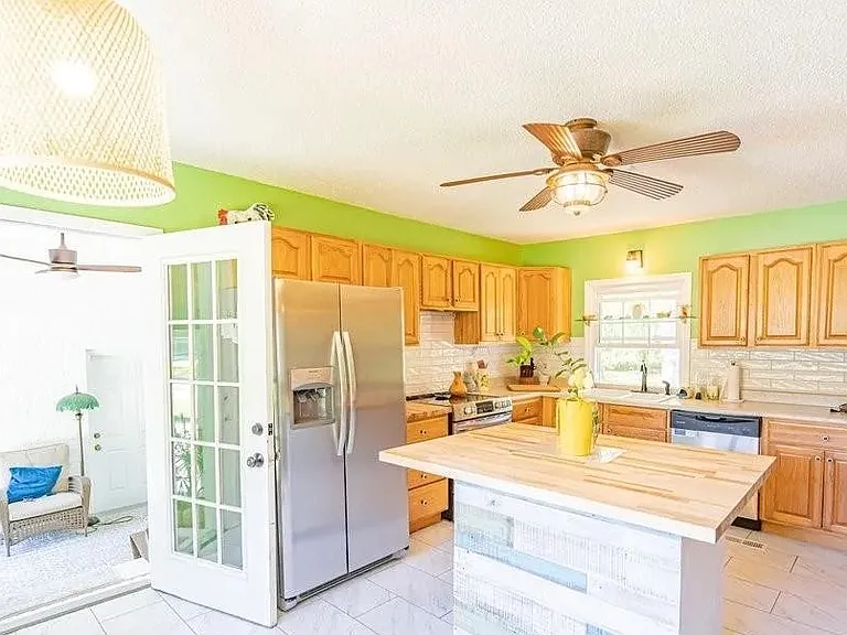215 Fox Rd — Photo 10