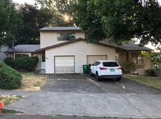 217 SW Edgefield Ct, Troutdale, OR 97060