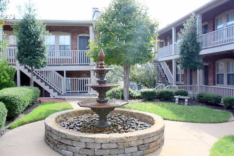 Listen to the fountain from your ground floor unit